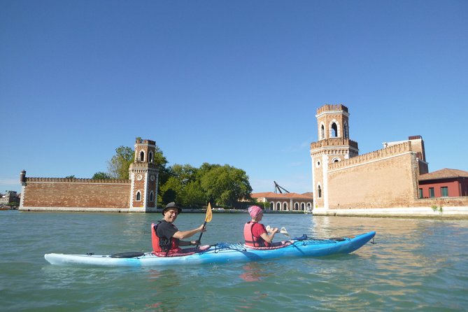2 Hour Venice Canal Kayak Tour - Premium experience by day - Key Things That Make This Tour Worth Your Time