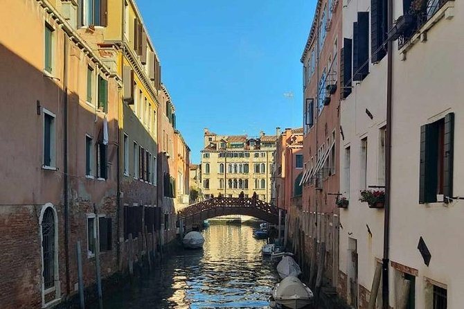 2-hour Venice Guided Walking Tour with Gondola ride - Price and what you’re really paying for in 2 hours