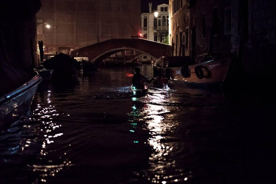 2hr Night Kayak Tour in Venice: premium tour with sunset - Step 1: Starting at the base and setting expectations