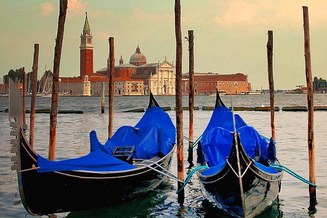 3 Hours Venice walking tour - Meeting at Venezia Santa Lucia: the only logistics that really matter