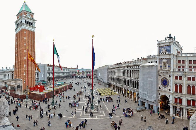 4-Hour Venice guided walking tour with Doge's Palace & St Mark's Basilica - The walking part: campi, calli, bridges, and your shoe choice