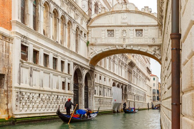 9-Day Private Tour of Venice, Florence and Rome - Day 2 Venice walking tour: Rialto, quiet canals, and St. Mark’s views