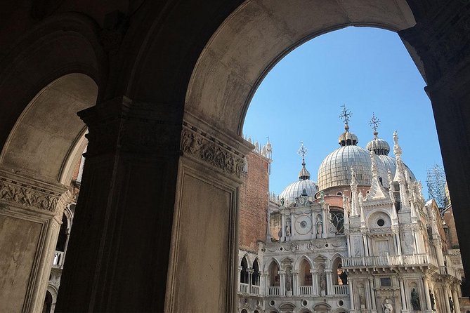 A full taste of Venice-The very best in one day(tour to Murano included) PRIVATE - Gondola and the Way Venice Slows Down (In a Good Way)