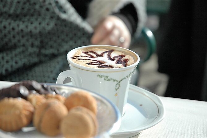 A Sweet Stroll Through Venice: Pastries, Chocolate, and Gelato - VizioVirtù Cioccolateria: Women-Owned Chocolate Craft and a Real Tasting