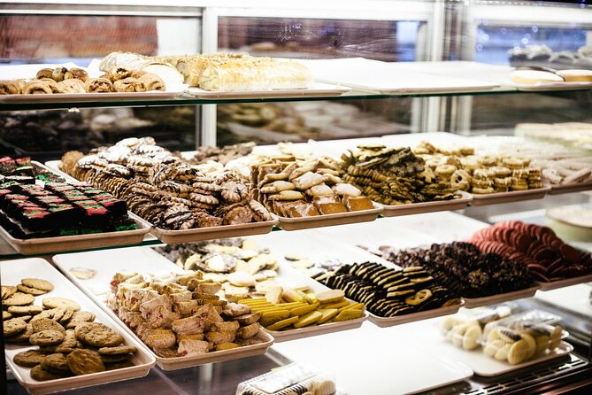 A Sweet Stroll Through Venice: Pastries, Chocolate, and Gelato - Pasticceria Rizzardini Since 1742: Zabaione, Cream Puffs, and Surviving Acqua Alta