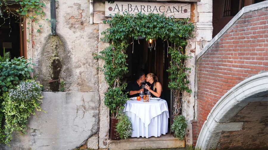 A Unique Photoshoot in Venice - Price and Value: What $94 Buys You in Venice