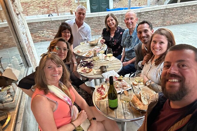 A Venetian Evening: Wine Tasting and Cicchetti with a Local Guide - Campo dei Frari: Local Wine Bars and the Feeling of Bacari Life
