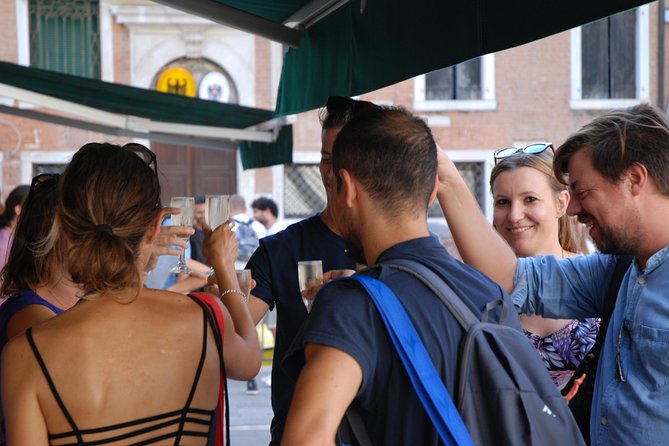 A Venetian Evening: Wine Tasting and Cicchetti with a Local Guide - What You Taste: Veneto Wine Styles and Venetian Cicchetti (Plus a Sweet Finish)