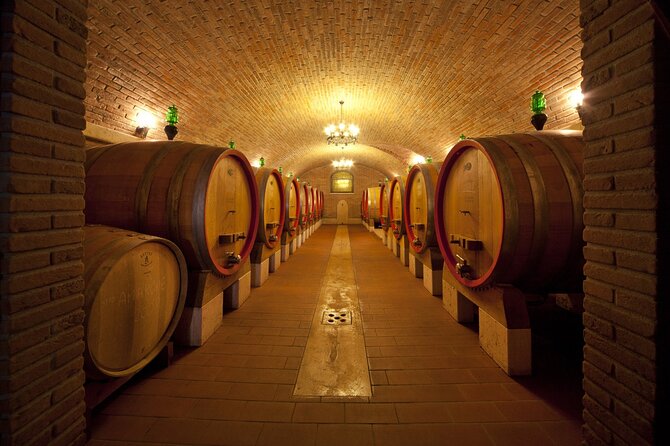 Amarone-Valpolicella tour. Visit Verona. From Venice - What you taste: Classico, Ripasso, Amarone, and Recioto