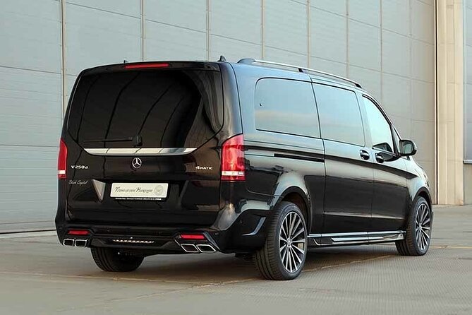 Arrival by Private Luxury Van Venice Airport VCE to Piazzale Roma - The part you must plan: your hotel route after Piazzale Roma