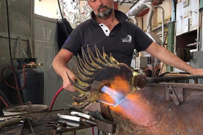 Authentic Murano Glass Tour - Who should book this Murano glass factory tour?