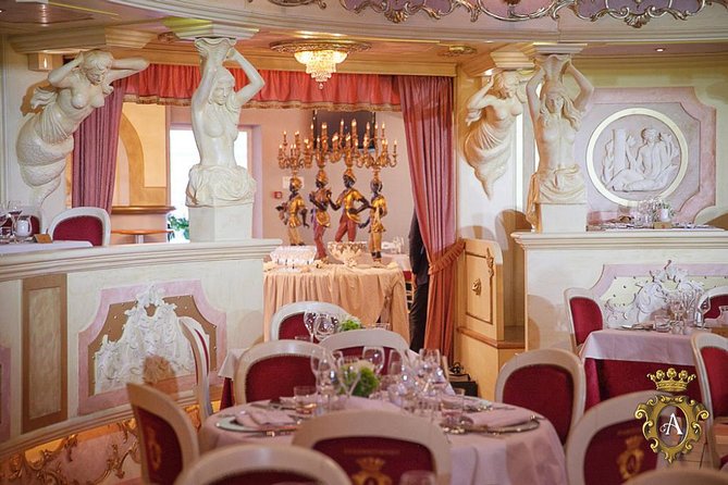 Avanspettacolo: Cabaret Dinner Show in Venice - Who Should Book This Cabaret Dinner Show (and Who Might Skip)