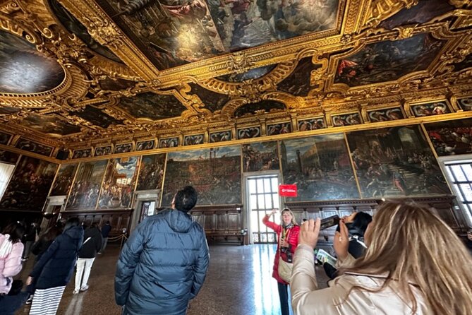 Best Of Venice: Saint Mark's Basilica, Doges Palace with Guide and Gondola Ride - Who This Tour Fits Best (and Who Might Prefer DIY)