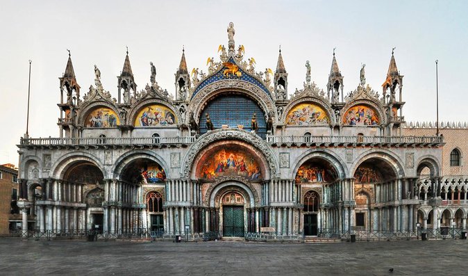 Best Venice Personalized Private Walking Tour with Official Guide - Meeting at St Mark’s: Simple Logistics, Real Centrality