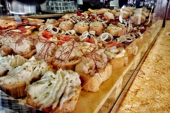 Brunetti's Venice: A Culinary Journey Through Leon's Mysteries - Why this Brunetti-themed Venice walk is a smart way to eat
