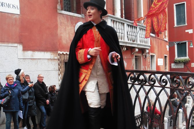 Carnival & Casanova Secrets, Theatrical Walking Show - Off-the-Crowd Venice: Secret Places and Daily-Life Lore