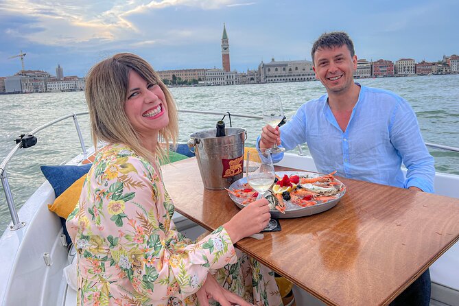 Cena at Gatto Nero (or Hosteria)with SunSet Cruise Around Burano - Key things to know before you go