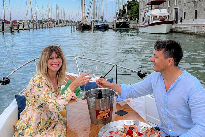 Cena at Gatto Nero (or Hosteria)with SunSet Cruise Around Burano - A Wooden-Boat Aperitivo That Feels Like Venice After Hours