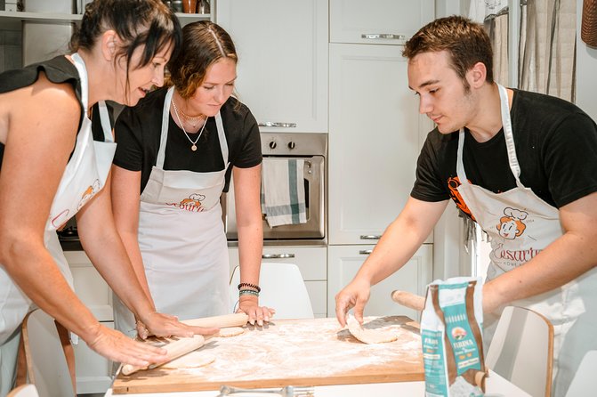Cesarine: Market Tour & Cooking Class at Local's Home in Venice - Timing, group size, and price: what you’re really paying for