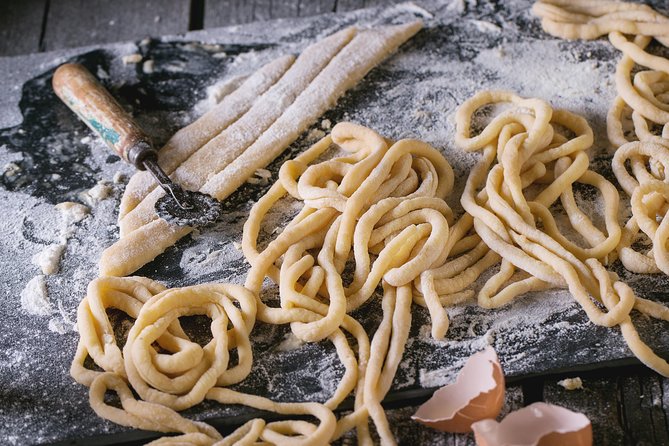 Cesarine: Private Pasta and Tiramisu Class in a Local Venice Home - When Venice logistics can mess with plans