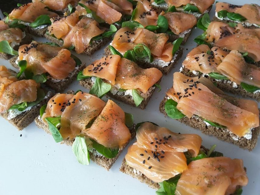 Cicchetti & Concert in Venice - Dinner at Bacarando in Corte dell’Orso: cicchetti, ombra, and real Venetian rhythm