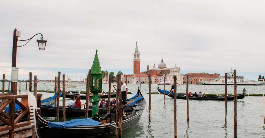 Classic Venice: 2-Hour Walking Tour with Basilica Entry - Where you start: Alilaguna ticket office, then straight into the action