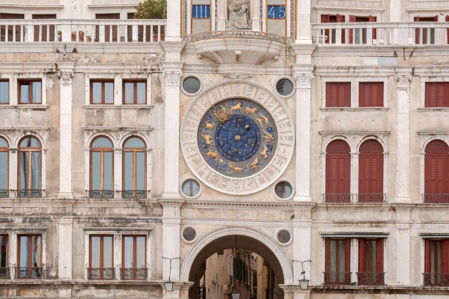 Classic Venice: 2-Hour Walking Tour with Basilica Entry - The Clock Tower and the Mercerie: why your guide keeps you moving