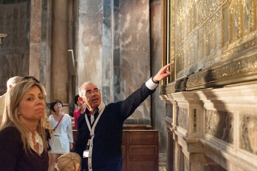 Classic Venice: 2-Hour Walking Tour with Basilica Entry - St. Mark’s Bell Tower: facts you’ll remember long after the photos