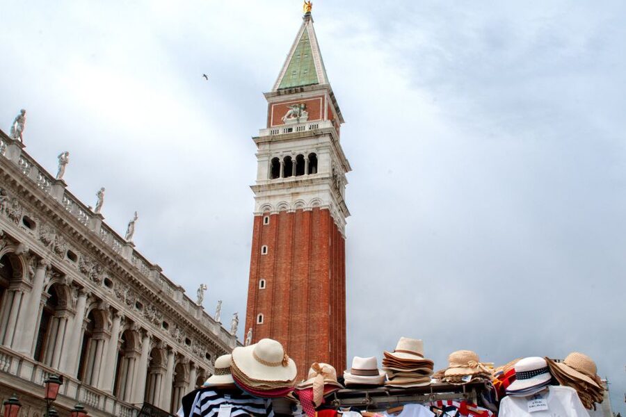 Classic Venice: 2-Hour Walking Tour with Basilica Entry - St. Mark’s Square walk: reading the architecture like a map