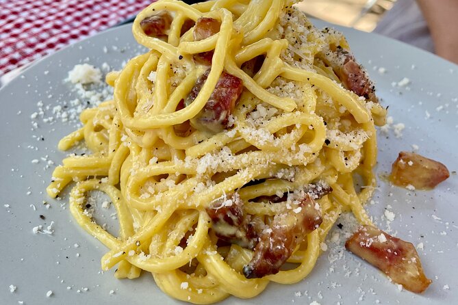 Cooking Class with Chef Francesco and Live Music in Venice - Getting There on Giudecca: Meeting Point Basics That Prevent Stress