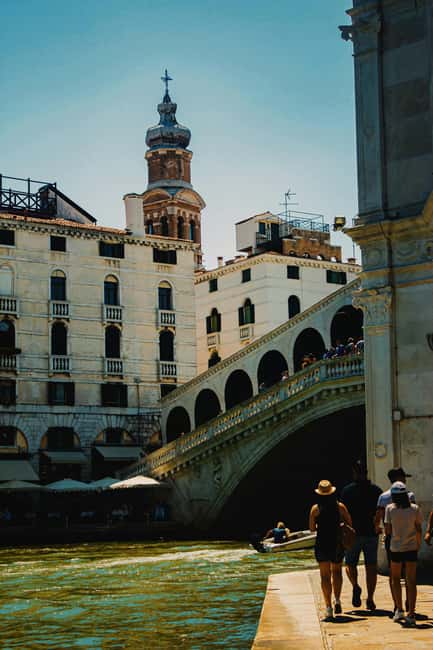 Discover the Hidden Gems of Venice: Guided Walking Tour - Key things I’d bet on in this tour