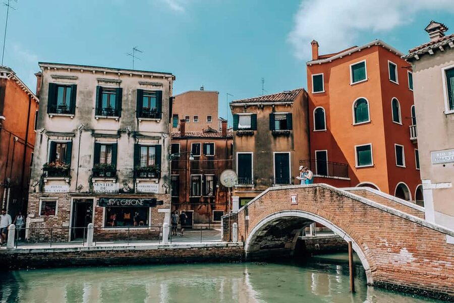 Discover the Hidden Gems of Venice: Guided Walking Tour - The narrow calles: where Venice feels real