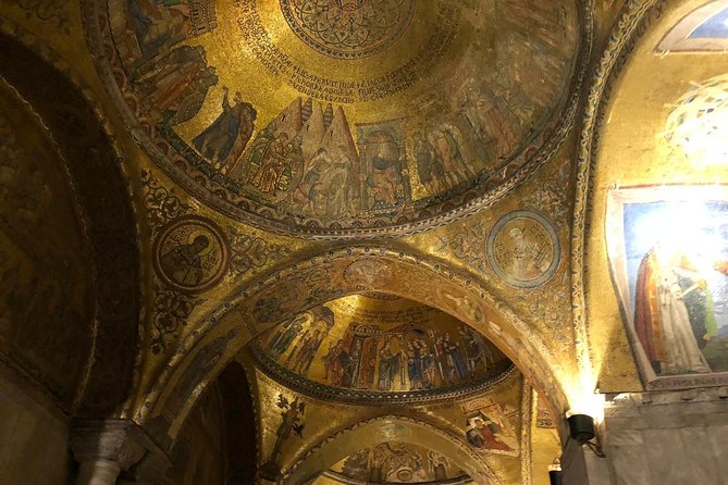 Doge's Palace & Saint Mark's After Hours Small Group Max 6 People - St. Mark’s Basilica after hours: the dark-then-gold mosaic light show