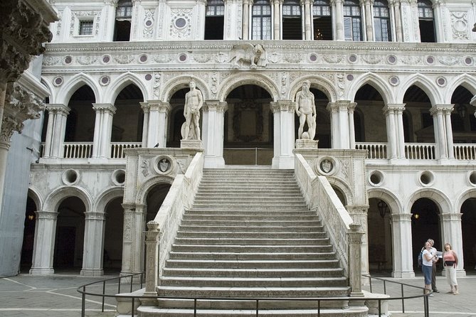 Doge's Palace & St. Mark's Basilica skip-the-line guided tour - Entering Doge’s Palace Without Queue Time