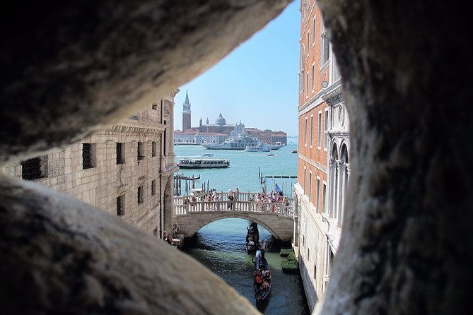 Doge's Palace & St. Mark's Basilica skip-the-line guided tour - Meeting Point at Calle larga de l’Ascension: Easy to Find, Close to Transit