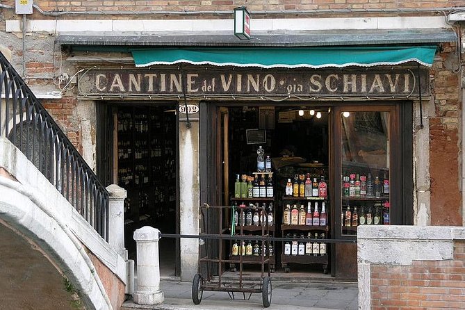 Eat Like a Local: Venice 3-Hour Small-Group Food Tasting Tour - Weather, Walking Style, and Comfort Tips That Save Your Trip