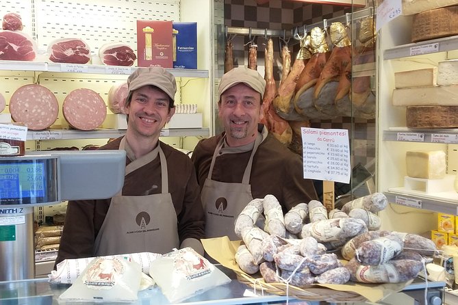 Eat Like a Local: Venice 3-Hour Small-Group Food Tasting Tour - Starting at Rialto: The Walk Begins Where Venice Starts Moving