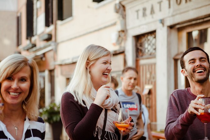 Eat like a Local: Venice Cicchetti and Wine Tasting Evening Tour - Stop 3: Osteria Alla Bifora and the Prosecco + Cold Cuts Board