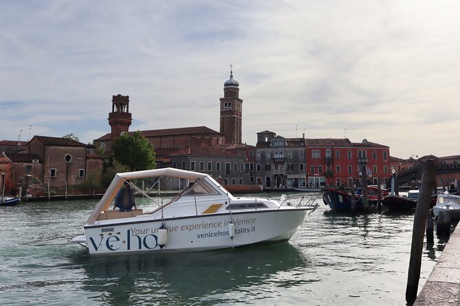 Enjoy the lagoon - 3-hour private tour - Meeting up near San Marco and getting on the water fast