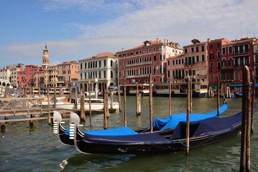 From Lake Garda: Full-Day Guided Group Tour of Venice - Should You Book This Lake Garda to Venice Day Trip?