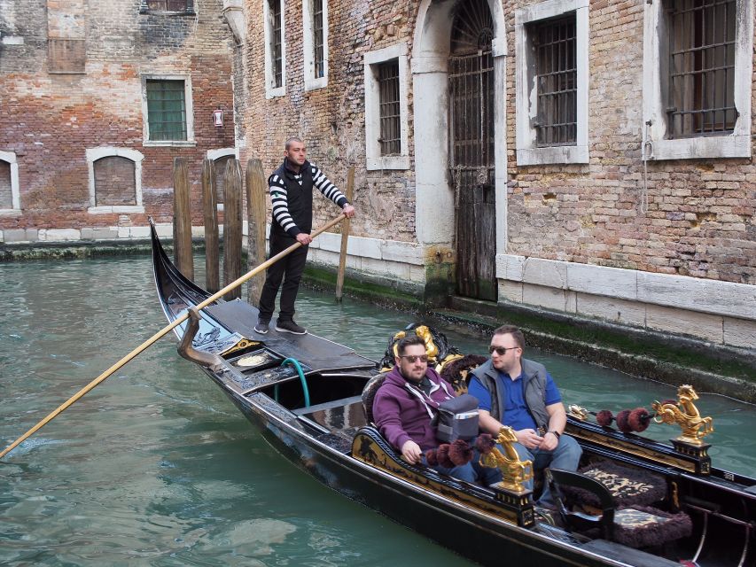 From Lake Garda: Full-Day Guided Group Tour of Venice - Comfort, Pacing, and Who This Trip Fits Best