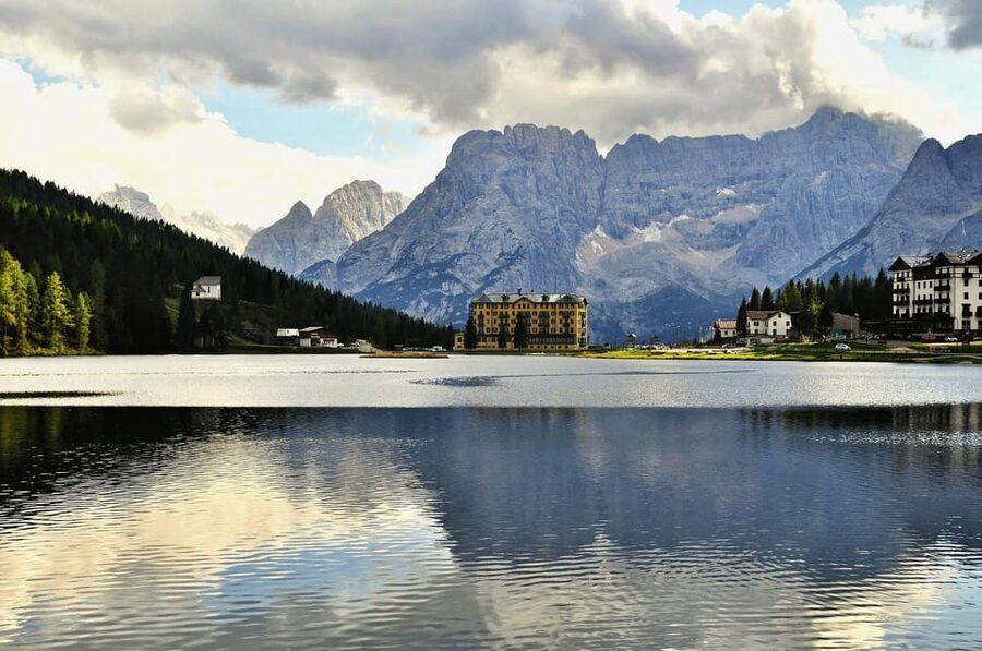From Venice and Treviso: Dolomites Day Tour - Dürrensee: a shorter stop that still delivers scenery