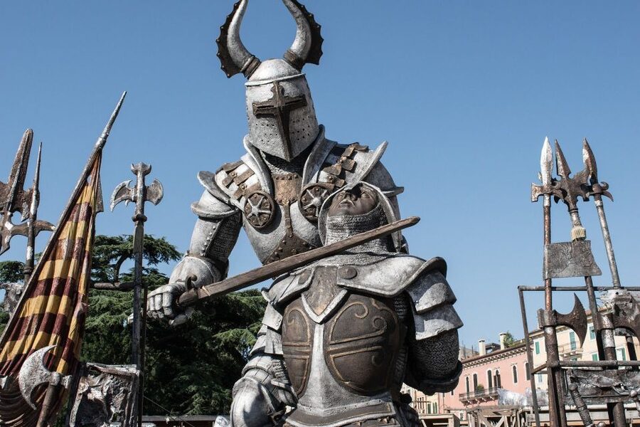 From Venice: Day Trip to Verona by Train with Guided Tour - Churches, palaces, and UNESCO-level historic streets