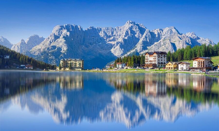 From Venice: Dolomites, Lake Misurina, and Cortina Day Trip - Cortina d’Ampezzo: a stylish hour with easy wandering