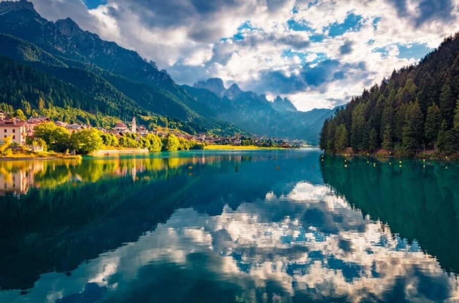 From Venice: Lakes of the Dolomites Tour - Lago di Auronzo: The 3 Peaks Photo Stop Setup