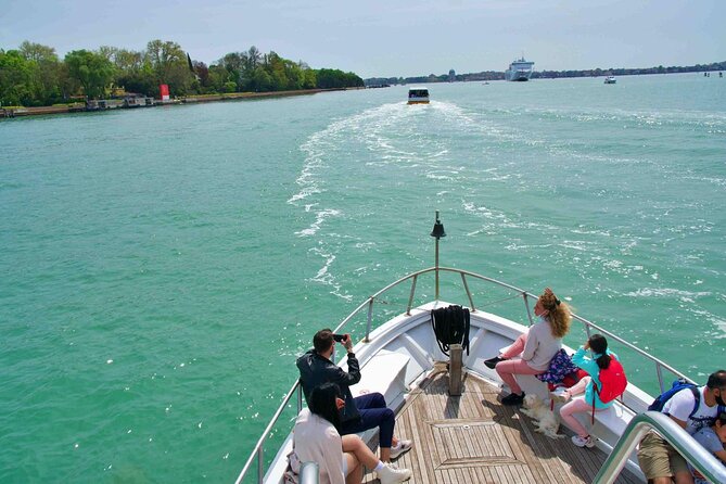 from Venice: Murano and Burano afternoon tour - Timing: why prompt departures are both helpful and annoying