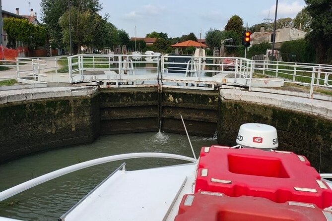 Full-Day Venice to Padua Burchiello Brenta Riviera Boat Cruise - Locks, Swing Bridges, and the Brenta River Rhythm