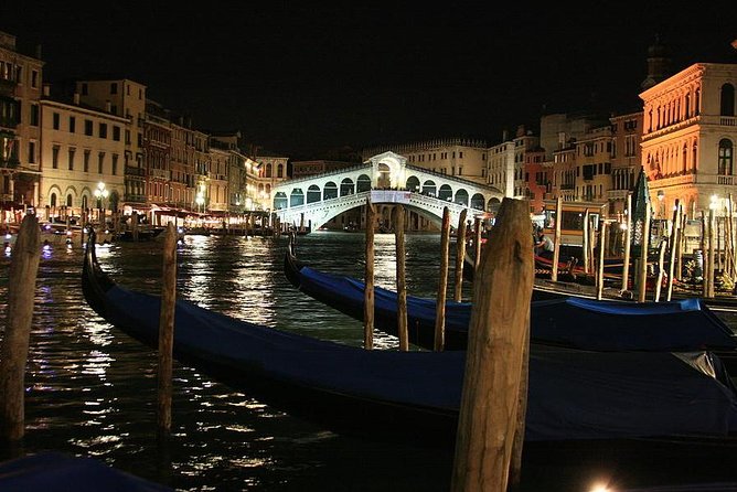 Ghosts of Venice - Discovering the Unknown - Meeting point and finish: starting near St. Mark’s, ending at Rialto
