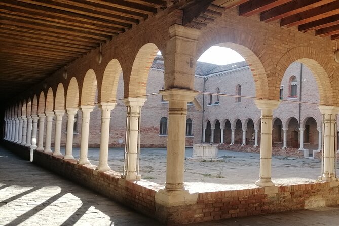 Giudecca Island Discovery Tour - Hidden Waterfronts: Fondamenta de le Convertite and the Island’s Hard Edges