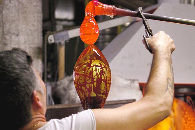 Glass Blowing Live Demo, Showroom visit and Artistic Glass gift! - Murano glassblowing at Gino Mazzuccato: a smart Venice add-on